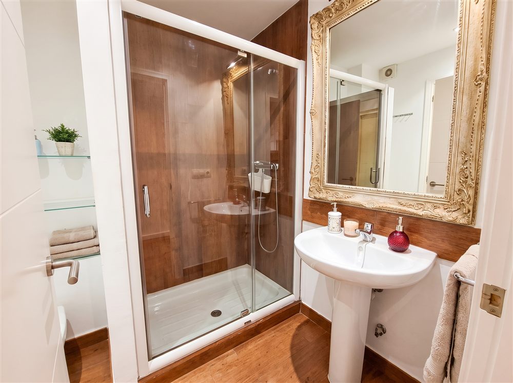 Baño mejorado con IA